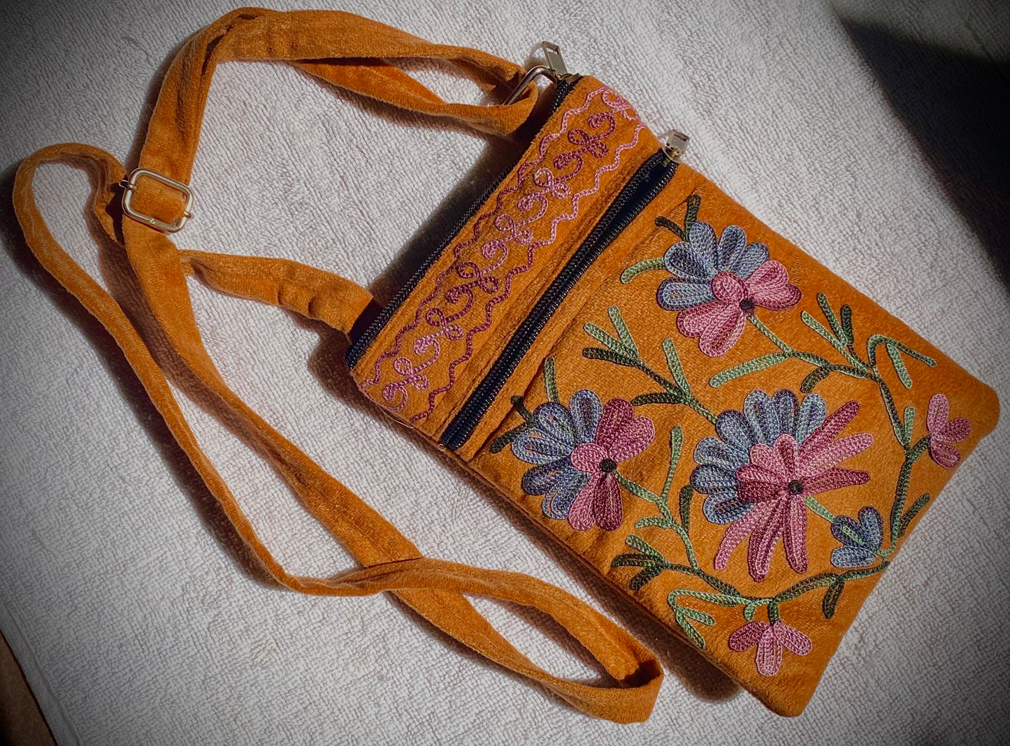 Gulrangi Noor (گلرنگی نور) SHOULDER SLING (MUSTARD)