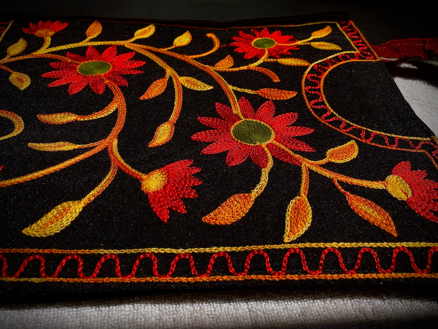 Parvaneh — (پروانه) CARRY BAG