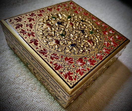 ZAREEN – THE GOLDEN GRACE MULTIPURPOSE BOX