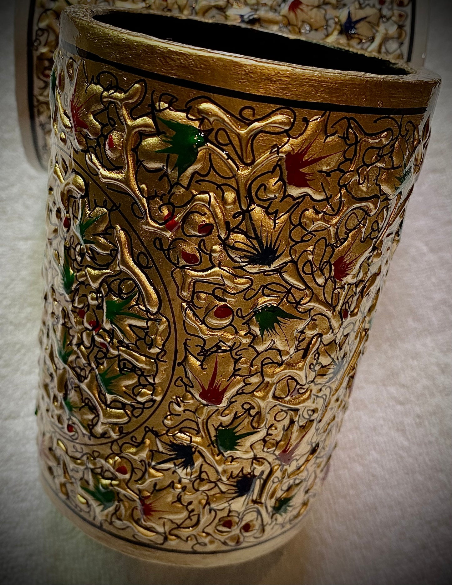 NOORDAAN – THE HANDCRAFTED UTILITY HOLDER